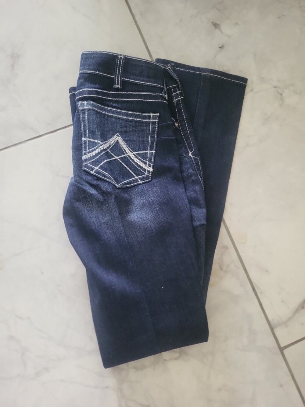 Men's Ariat Jeans 30"x36" Straight  Cut